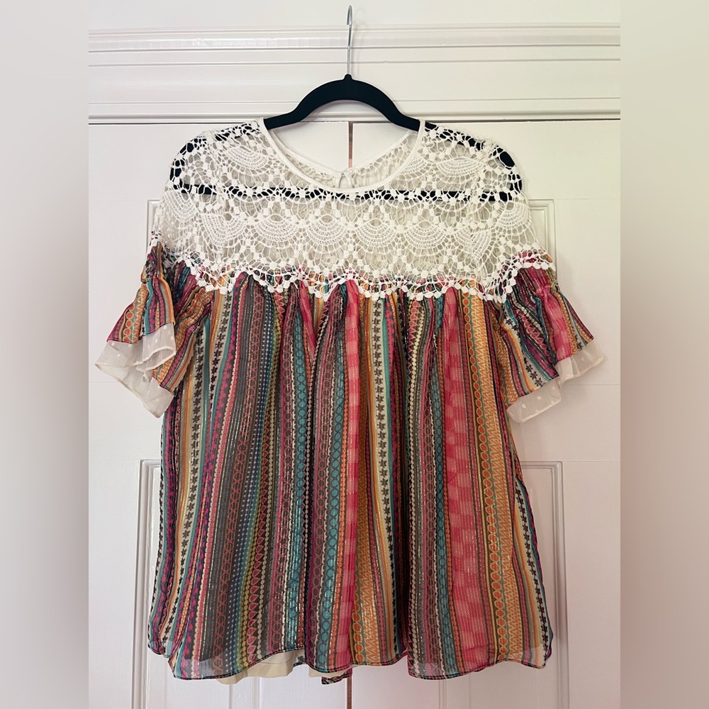 LIKE NEW Anthropologie Crochet and Chiffon Top - size SMALL
